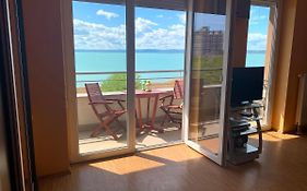 Club 218 Wellness Apartman Siófok